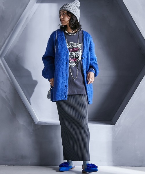 GEVS.(ジェイヴィス)の「綿100%グラフィックプリントロングスリーブTシャツ <大きいサイズ有>GEVS.(Tシャツ/カットソー・レディース・チャコール/ベージュ系・M/5L/4L/3L/LL/L)」の19枚目の写真