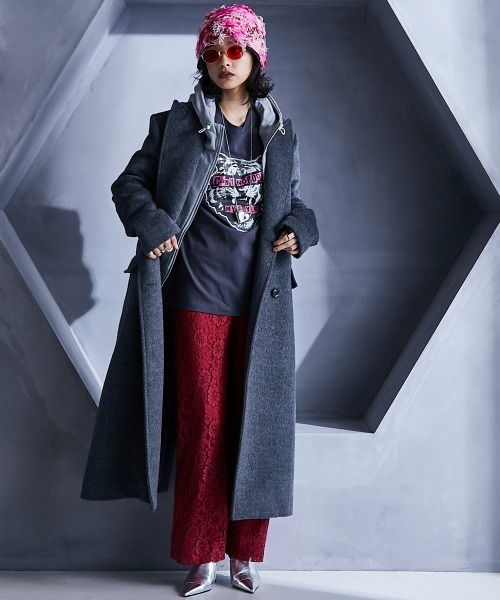 GEVS.(ジェイヴィス)の「綿100%グラフィックプリントロングスリーブTシャツ <大きいサイズ有>GEVS.(Tシャツ/カットソー・レディース・チャコール/ベージュ系・M/5L/4L/3L/LL/L)」の6枚目の写真