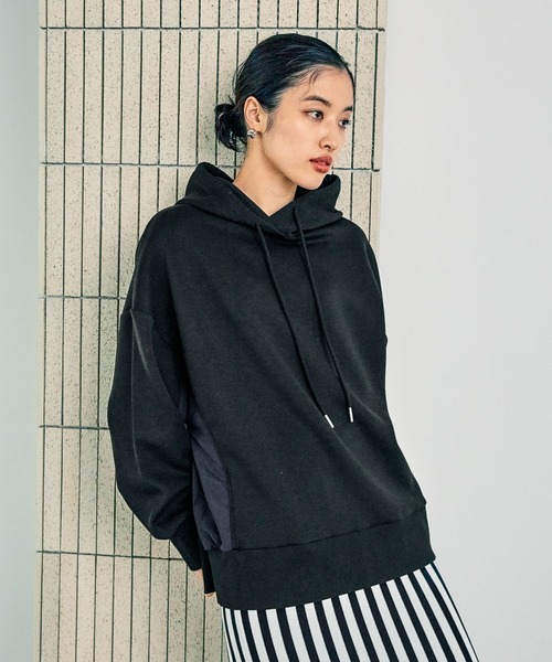 LEPSIM（レプシィム）の「異素材ギャザーパーカー 134460（パーカー・レディース・アイボリー/ブラック/チャコールグレー・FREE）」の12枚目の写真