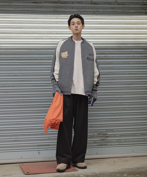 niko and...（ニコアンド）の「カラーワイドストール（マフラー・メンズ・ベージュ/オレンジ/グレー/ブラック・FREE）」の9枚目の写真