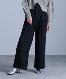 『タックポケットワイドパンツ』