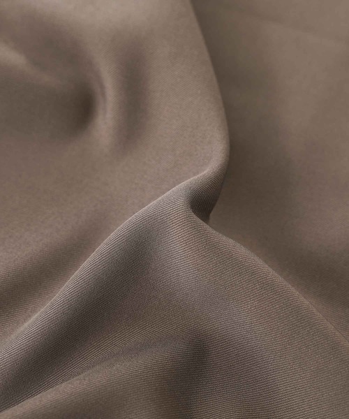 kOhAKU（コハク）の「『タックポケットワイドパンツ』（スラックス・レディース・ブラック/ブラウン・2/1）」の8枚目の写真