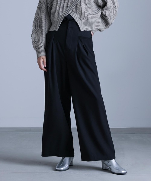 kOhAKU（コハク）の「『タックポケットワイドパンツ』（スラックス・レディース・ブラック/ブラウン・2/1）」の15枚目の写真