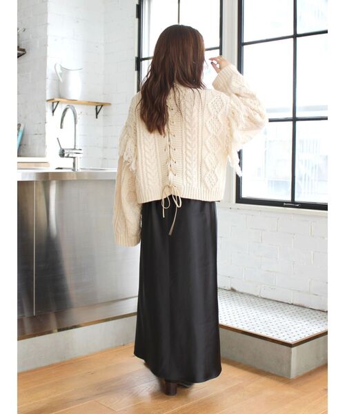 Ungrid(アングリッド)の「サテンフレアスカート(スカート・レディース・ブラック/オレンジ/シルバー・FREE)」の10枚目の写真