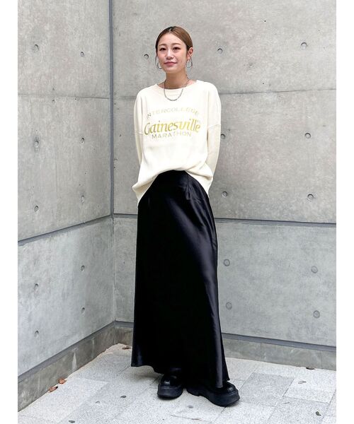 Ungrid(アングリッド)の「サテンフレアスカート(スカート・レディース・ブラック/オレンジ/シルバー・FREE)」の11枚目の写真