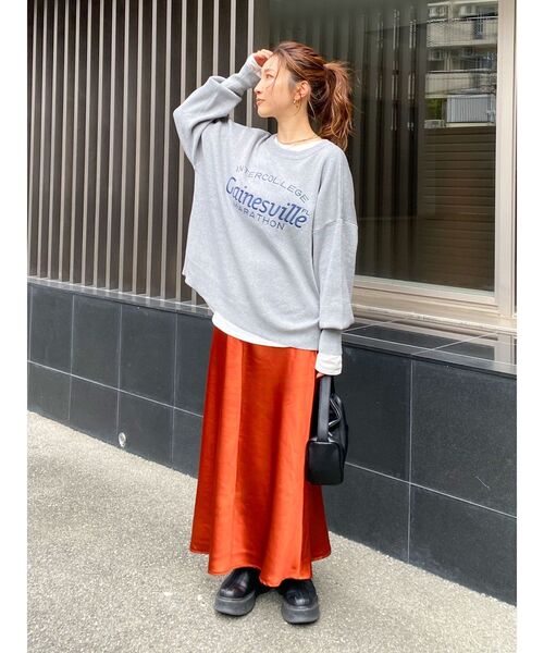 Ungrid(アングリッド)の「サテンフレアスカート(スカート・レディース・ブラック/オレンジ/シルバー・FREE)」の18枚目の写真