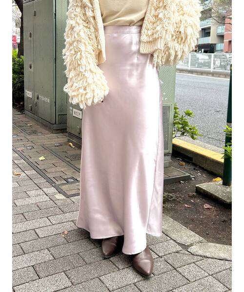 Ungrid(アングリッド)の「サテンフレアスカート(スカート・レディース・ブラック/オレンジ/シルバー・FREE)」の21枚目の写真