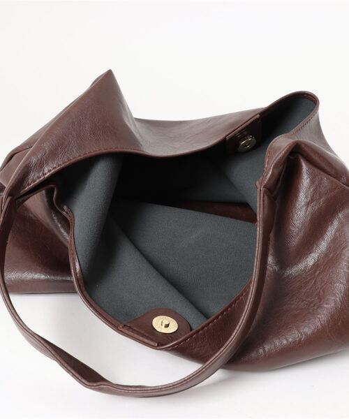 トライアングルトートバッグ【ポーチ付き】（トートバッグ）｜Dita Muaj.（ディータムアージュ）