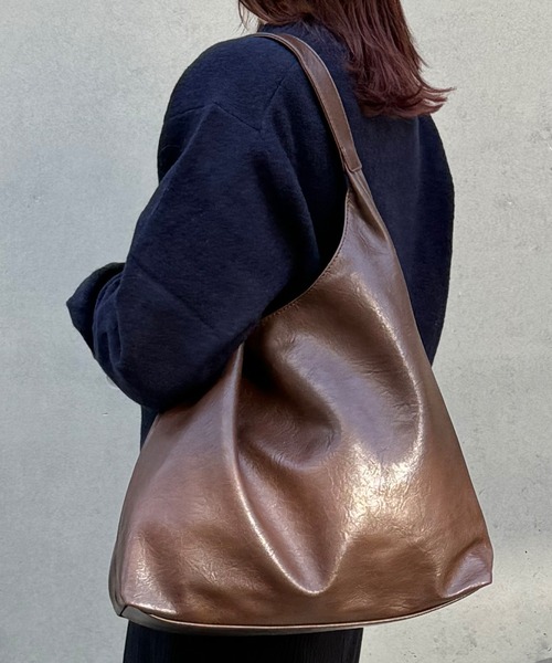 トライアングルトートバッグ【ポーチ付き】（トートバッグ）｜Dita Muaj.（ディータムアージュ）