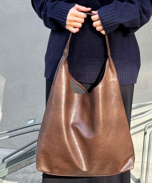 トライアングルトートバッグ【ポーチ付き】（トートバッグ）｜Dita Muaj.（ディータムアージュ）