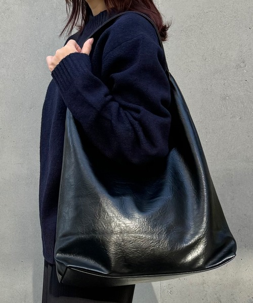 トライアングルトートバッグ【ポーチ付き】（トートバッグ）｜Dita Muaj.（ディータムアージュ）