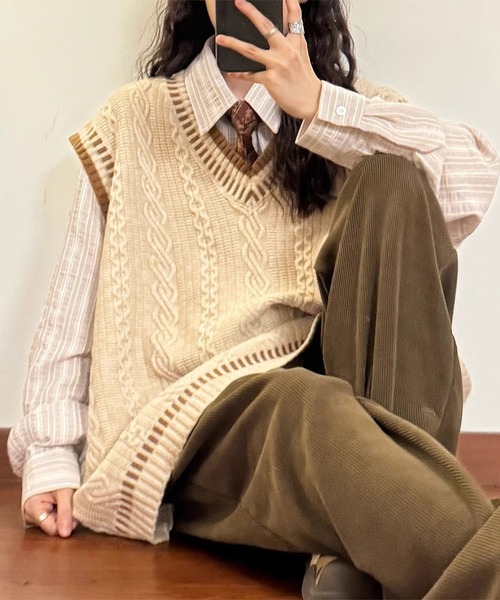 aimoha（アイモハ）の「ユニセックス ニットベスト（ベスト・レディース・ブラック/チョコ/ベージュ/ベージュ系その他・MEDIUM/LARGE/X-LARGE/XX-LARGE/XXX-LARGE）」の3枚目の写真