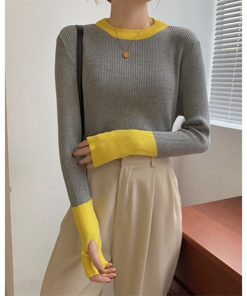 FUNdaysion(ファンデイション)の「フィンガーホール配色ニットトップス(ニット/セーター・レディース・ブラック/ライトベージュ/グレー系その他/ホワイト/ネイビー/グレー系その他2・M)」の19枚目の写真