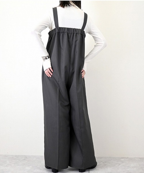 STYLEBLOCK（スタイルブロック）の「ピンストライプベアサロペット（サロペット/オーバーオール・レディース・グレイッシュベージュ/ブラック/チャコールグレー/ネイビー・M）」の8枚目の写真
