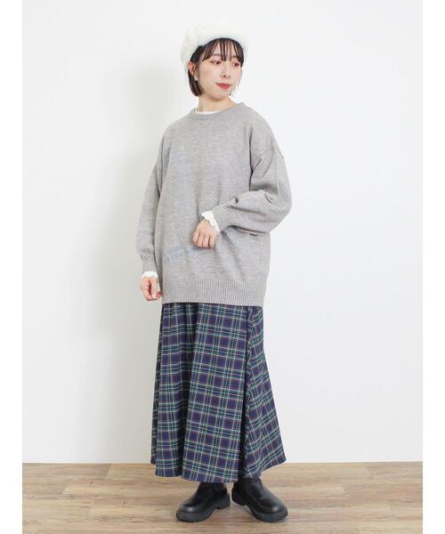 Samansa Mos2(サマンサ モスモス)の「◎【マシンウォッシャブル】手描き風刺繍ニット(ニット/セーター・レディース・ベージュ/ネイビー/グレー・F)」の16枚目の写真