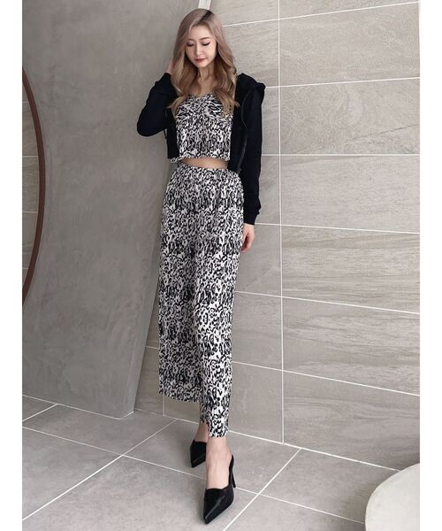 GYDA（ジェイダ）の「BASICショートパーカー（パーカー・レディース・ブラック/オフホワイト/グレー・FREE）」の7枚目の写真