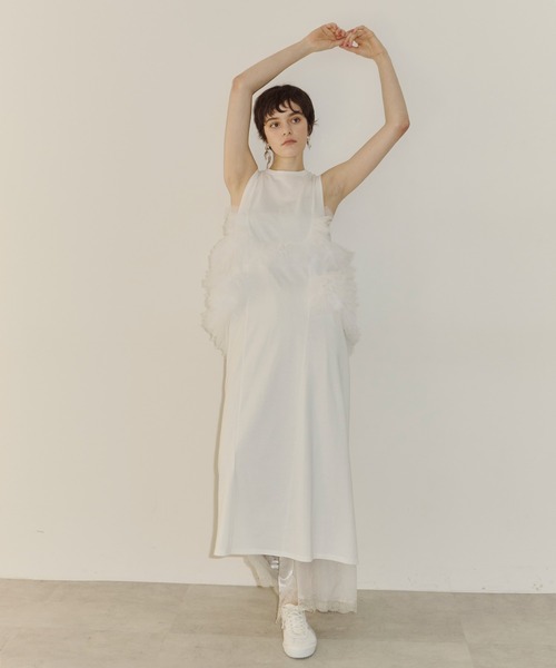 LA BELLE ETUDE（ラベルエチュード）の「ボリュームフリルチュールデザインカットワンピース（ワンピース・レディース・ブラック/カーキ/ホワイト/レッド・0/1）」の22枚目の写真