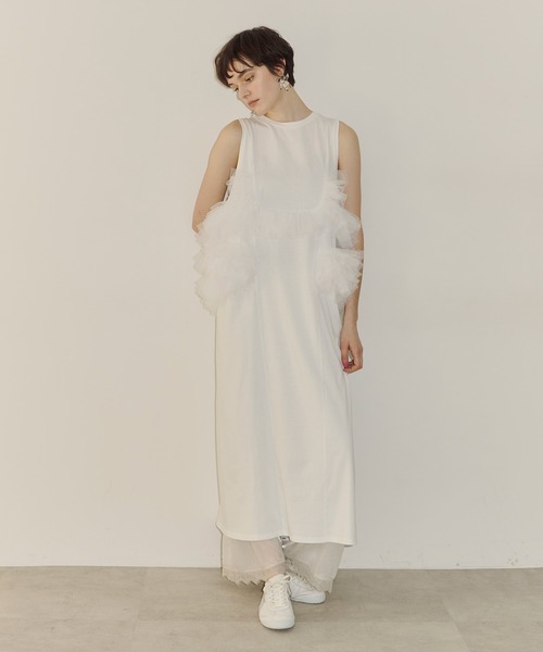 LA BELLE ETUDE（ラベルエチュード）の「ボリュームフリルチュールデザインカットワンピース（ワンピース・レディース・ブラック/カーキ/ホワイト/レッド・0/1）」の21枚目の写真