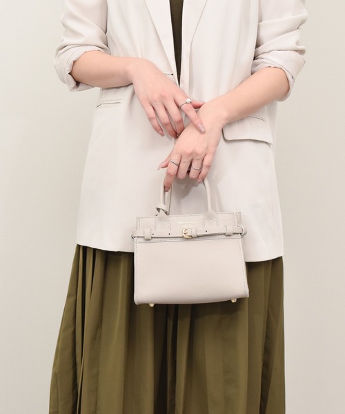 セール】【CHRISTIAN VILLA】スモールサイズレザーハンドバッグ