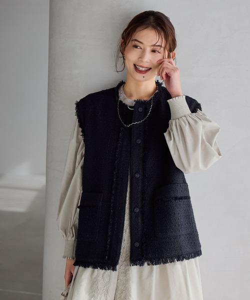 studio CLIP(スタディオクリップ)の「ノーカラーツイードベスト《オケージョン2026SS》(ベスト・レディース・ネイビー/アイボリー・FREE)」の12枚目の写真