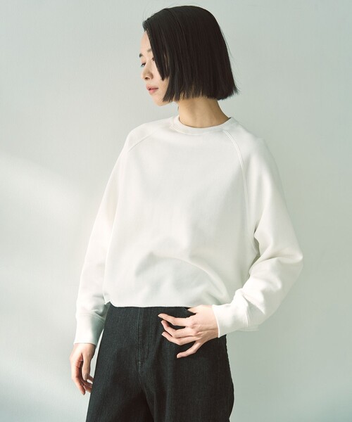UNFILO(アンフィーロ)の「クロップドスウェット(Tシャツ/カットソー・レディース・ライトグレー系5/ホワイト系・SMALL/MEDIUM)」の12枚目の写真