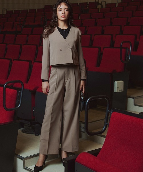 Callarus（カラルス）の「デザインショートジャケットパンツセットアップスーツ（ジャケット＋ジレ＋パンツ）〔Callarus〕（スーツセット・レディース・ブラック/モカ・M/3L/LL/L/S）」の10枚目の写真