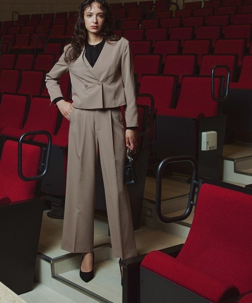 Callarus（カラルス）の「デザインショートジャケットパンツセットアップスーツ（ジャケット＋ジレ＋パンツ）〔Callarus〕（スーツセット・レディース・ブラック/モカ・M/3L/LL/L/S）」の12枚目の写真