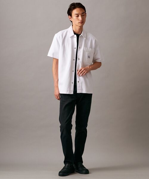 Calvin Klein（カルバン・クライン）の「キャンプ デニムシャツ（シャツ/ブラウス・メンズ・ホワイト・L/M/S/XS/XL）」の4枚目の写真