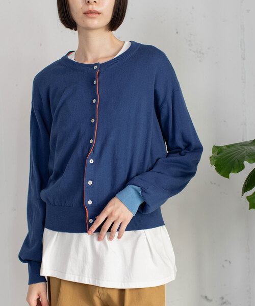 POU DOU DOU(プードゥドゥ)の「変形前立てクルーネックニットカーディガン(カーディガン/ボレロ・レディース・ブラック/グリーン/オレンジ/グレー/ブルー・M)」の4枚目の写真