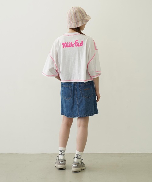 MILKFED.(ミルクフェド)の「COLOR STITCH WIDE S/S TOP(Tシャツ/カットソー・レディース・グリーン/ピンク/ネイビー・ONE SIZE)」の19枚目の写真