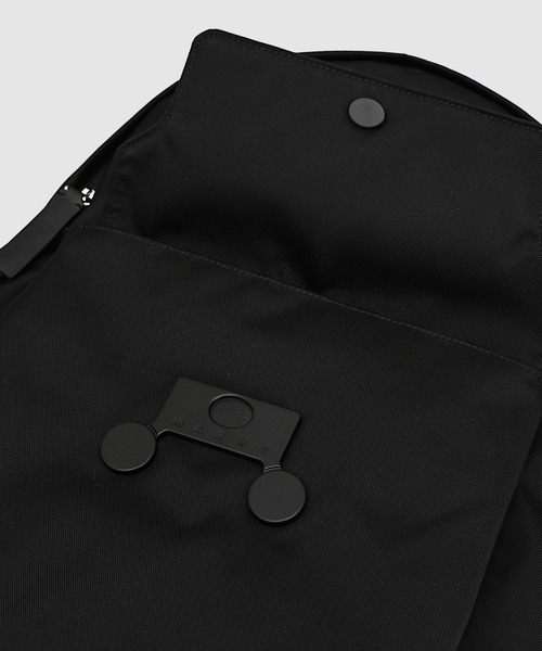 MARNI(マルニ)の「NYLON / デイパック(バックパック/リュック・メンズ・ブラック/ブラウン・ONE SIZE)」の3枚目の写真