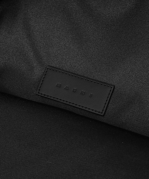 MARNI(マルニ)の「NYLON / デイパック(バックパック/リュック・メンズ・ブラック/ブラウン・ONE SIZE)」の5枚目の写真