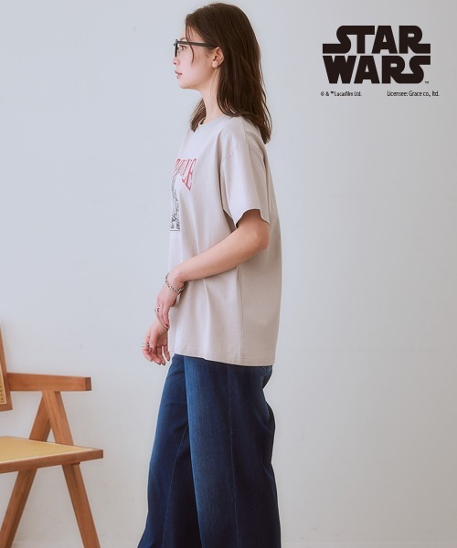 STAR WARS（スターウォーズ）の「＜大きいサイズ＞ STAR WARS/スターウォーズ プリント綿100％Tシャツ（Tシャツ/カットソー・レディース・ブラック/オフホワイト/サンドベージュ・L/LL/3L/4L/5L）」の21枚目の写真