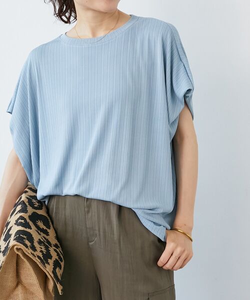 le.coeur blanc(ルクールブラン)の「《WEB限定アイテム》ランダムリブショルダータックプルオーバー(Tシャツ/カットソー・レディース・サックスブルー/ブラック/オフホワイト/ブルー/グレー/イエロー/グリーン/ネイビー・38)」の6枚目の写真