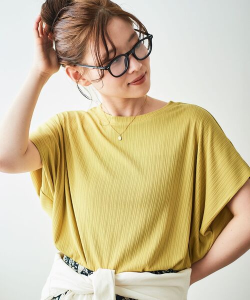 le.coeur blanc(ルクールブラン)の「《WEB限定アイテム》ランダムリブショルダータックプルオーバー(Tシャツ/カットソー・レディース・サックスブルー/ブラック/オフホワイト/ブルー/グレー/イエロー/グリーン/ネイビー・38)」の8枚目の写真