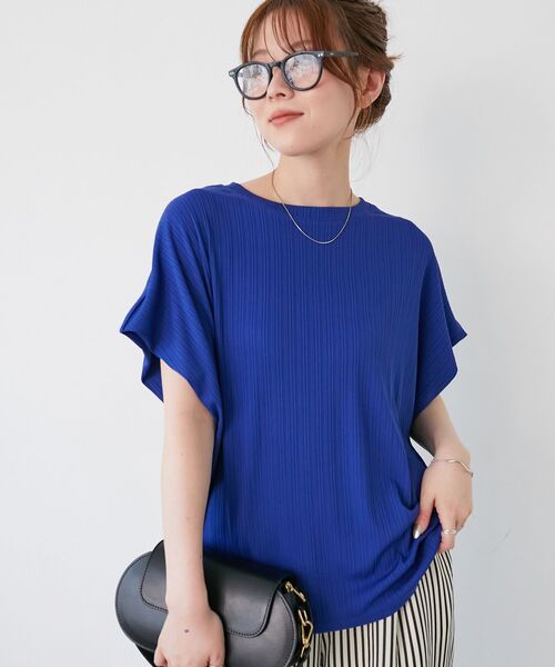 le.coeur blanc(ルクールブラン)の「《WEB限定アイテム》ランダムリブショルダータックプルオーバー(Tシャツ/カットソー・レディース・サックスブルー/ブラック/オフホワイト/ブルー/グレー/イエロー/グリーン/ネイビー・38)」の7枚目の写真