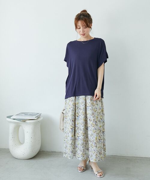 le.coeur blanc(ルクールブラン)の「《WEB限定アイテム》ランダムリブショルダータックプルオーバー(Tシャツ/カットソー・レディース・サックスブルー/ブラック/オフホワイト/ブルー/グレー/イエロー/グリーン/ネイビー・38)」の13枚目の写真