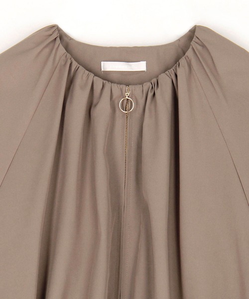 NICOLE white(ニコルホワイト)の「バルーンブルゾン(ブルゾン・レディース・モカ/ブラック/オフホワイト・FREE)」の13枚目の写真