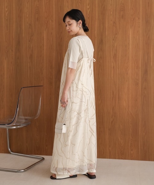 Bab(バブ)の「マーブルシアーメッシュキャミワンピース(ワンピース・レディース・アイボリー/ベージュ/モカ・MEDIUM/SMALL)」の20枚目の写真