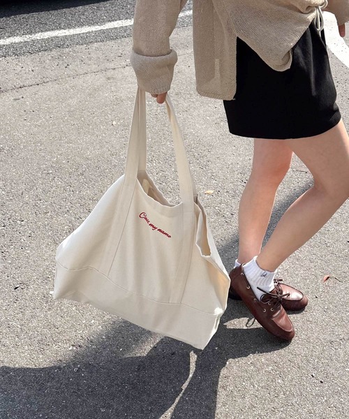 CANAL JEAN（キャナルジーン）の「CALL MY NAME　キャンバストートバッグ（トートバッグ・レディース・アイボリー/レッド/ネイビー・ONE SIZE）」の2枚目の写真