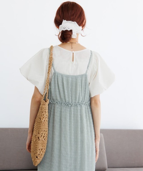 flower（フラワー）の「フェミニンパフブラウス4（シャツ/ブラウス・レディース・ブルー/ピンク/ホワイト・FREE）」の17枚目の写真