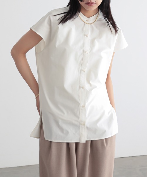 for/c(フォーシー)の「ドライフレンチスリーブブラウス【サスティナブル】(シャツ/ブラウス・レディース・ブラック/オフホワイト・M/L)」の1枚目の写真