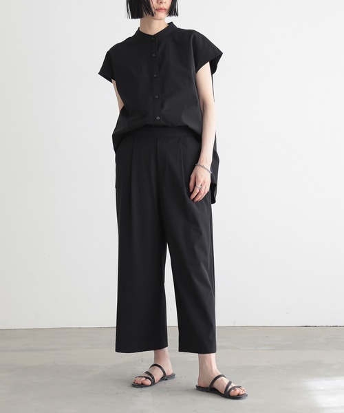 for/c(フォーシー)の「ドライフレンチスリーブブラウス【サスティナブル】(シャツ/ブラウス・レディース・ブラック/オフホワイト・M/L)」の9枚目の写真