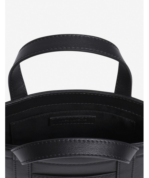 Maison Kitsune(メゾンキツネ)の「FOX HEAD LEATHER MINI TOTE(トートバッグ・レディース・ブラック/ブラウン・U)」の6枚目の写真