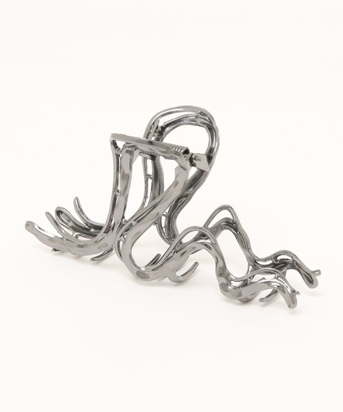apres jour mignon(アプレジュールミニョン)の「【apresjour mignon×ARIAZ】メタリック風ヘアクリップ(バレッタ/ヘアクリップ・レディース・シルバー/ブラック・ONESIZE)」の3枚目の写真