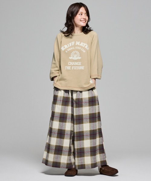 KRIFF MAYER Lady's Collection(クリフメイヤーレディースコレクション)の「【本体綿100%】ざっくり裏毛7分袖クルー(スウェット・レディース・グレー/ナチュラル/カラフル/ブラック/パープル/イエロー/ベージュ・LARGE/MEDIUM)」の10枚目の写真