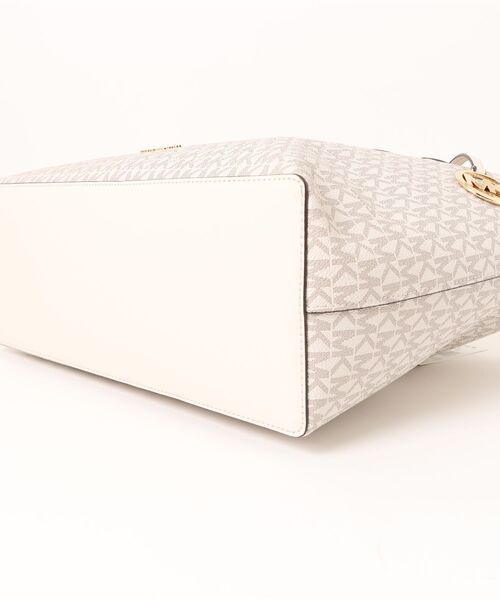 MICHAEL KORS(マイケルコース)の「ARDEN LG TZ TOTE トートバッグ(トートバッグ・レディース・ベージュ系その他・FREE)」の3枚目の写真