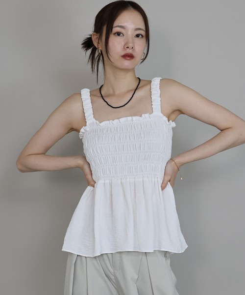 J by blue（ジェイバイブルー）の「ギャザートップス（キャミソール・レディース・ブラウン/ホワイト/ブラック・MEDIUM）」の7枚目の写真