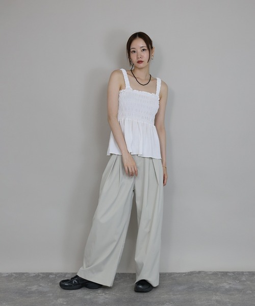 J by blue（ジェイバイブルー）の「ギャザートップス（キャミソール・レディース・ブラウン/ホワイト/ブラック・MEDIUM）」の9枚目の写真