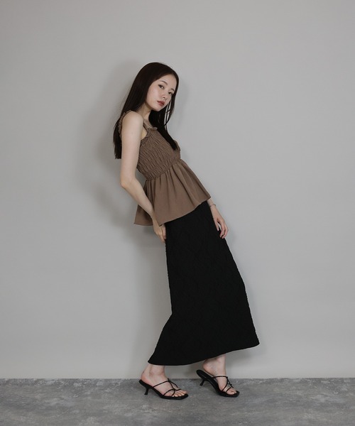 J by blue（ジェイバイブルー）の「ギャザートップス（キャミソール・レディース・ブラウン/ホワイト/ブラック・MEDIUM）」の18枚目の写真